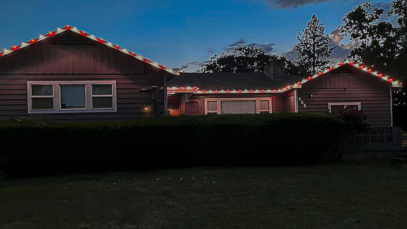 Professional Christmas lights in Fairfield, CA