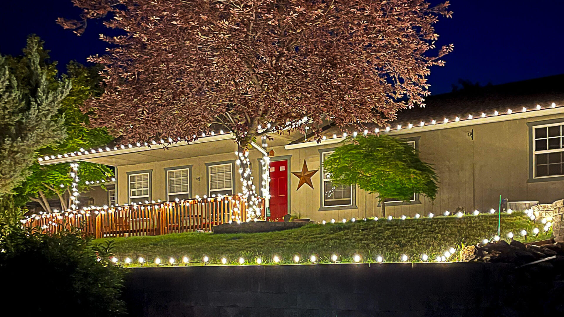 Christmas light installation - Liberty Lightworks - Benicia, CA